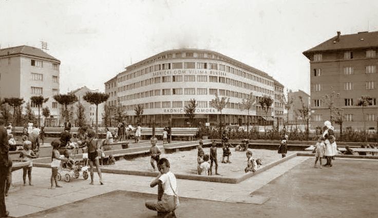 Trg kralja Petra Krešimira IV 1936. godine